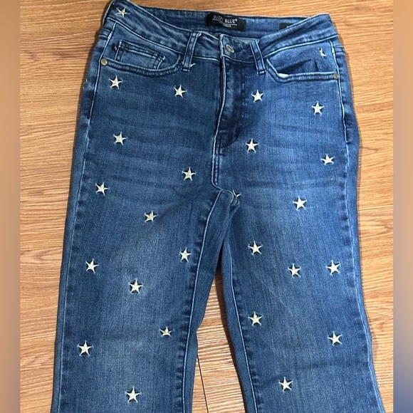 Judy Blue Flare Wide Leg Blue Jeans with Star Pattern Size 3/26 Very Stylish!! - Picture 9 of 12